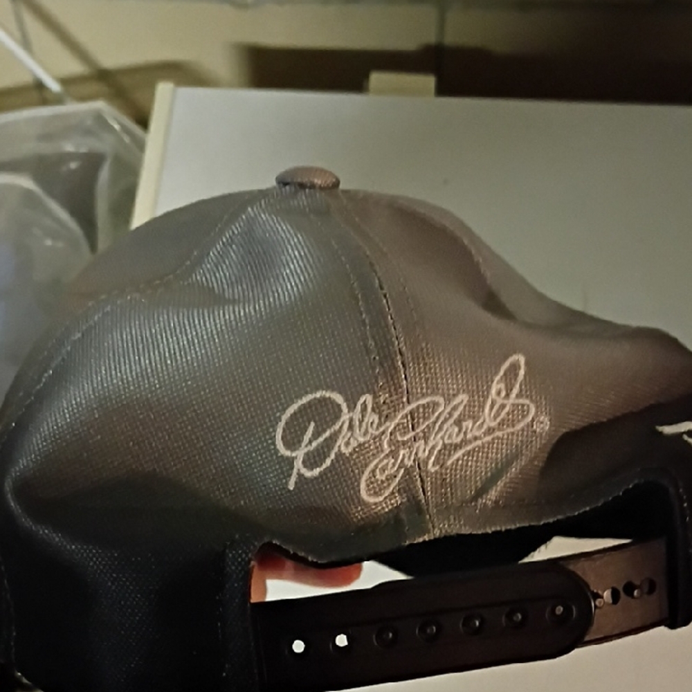 Chase Authentics Black and Gray Hat